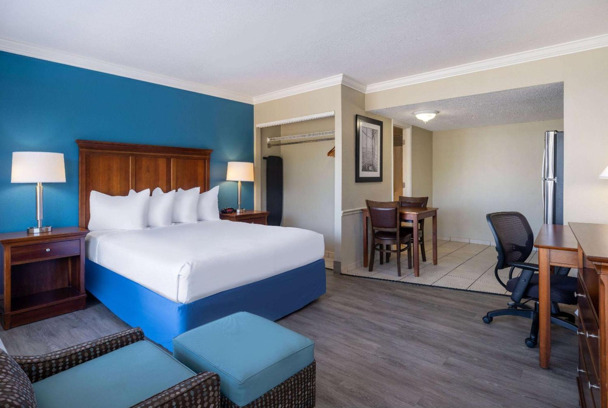 The Sandbar Hotel, Trademark Collection By Wyndham Миртл-Бич Экстерьер фото